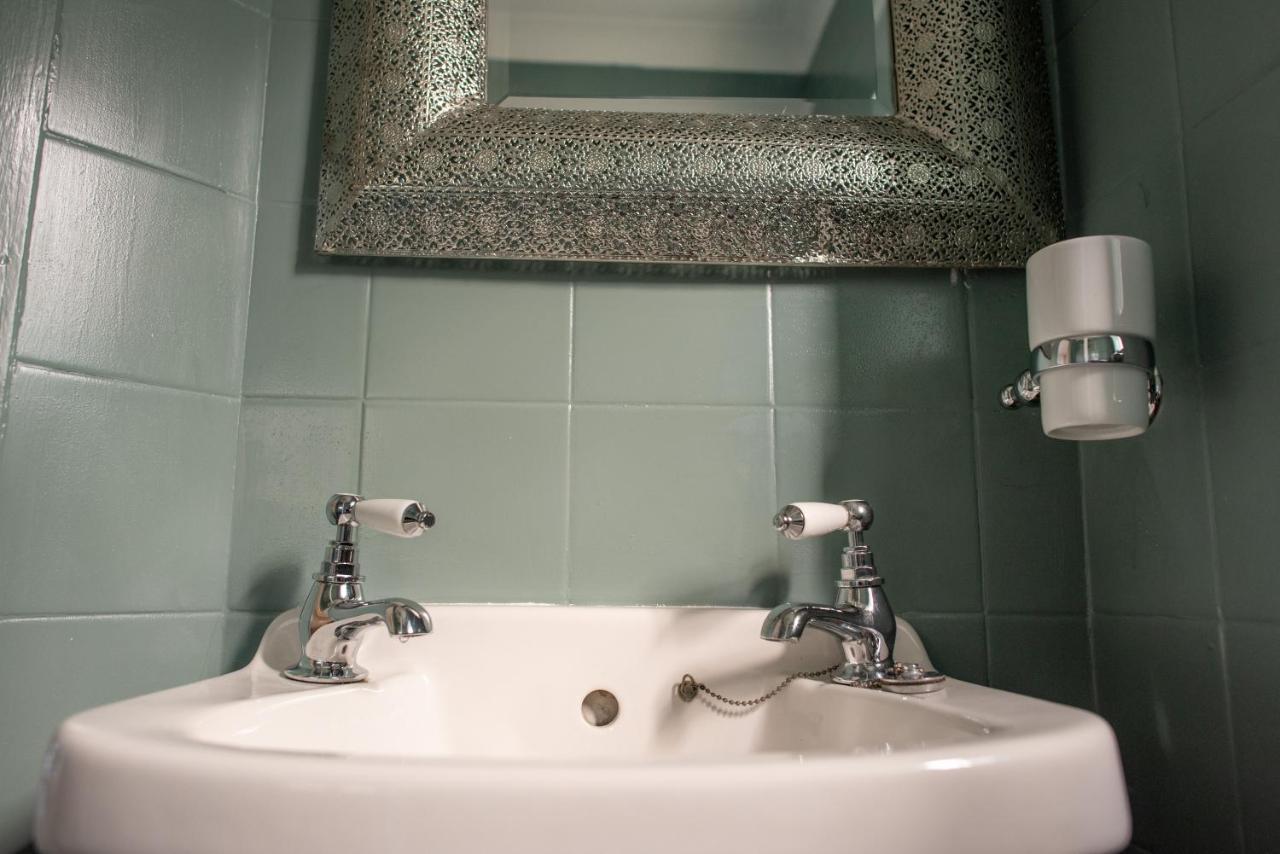 Clovelly Guest house Lyme Regis
